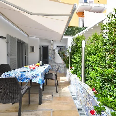 Casa Glem * ايسكيا